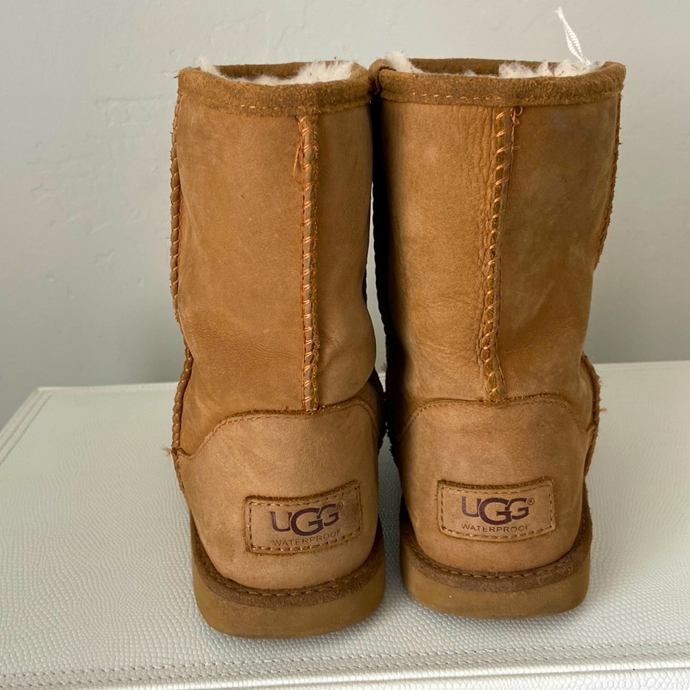 Kids Ugg boots, size 2 waterproof